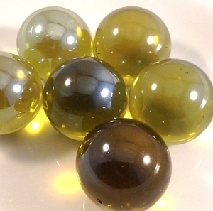 Picture of M03  25MM Light Amber Metallic Marbles.