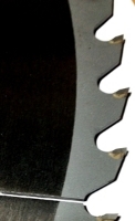 tc026n Circular Saw Blade Carbide 20" 60T  for WOOD with NAILS. Suitable for table, chop, miter saw-edge view