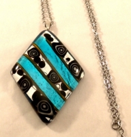 Picture of GP55 Hand Made Fused Glass Jewerly-Triangle 