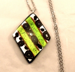 Picture of GP54 Hand Made Fused Glass Jewerly-Triangle 